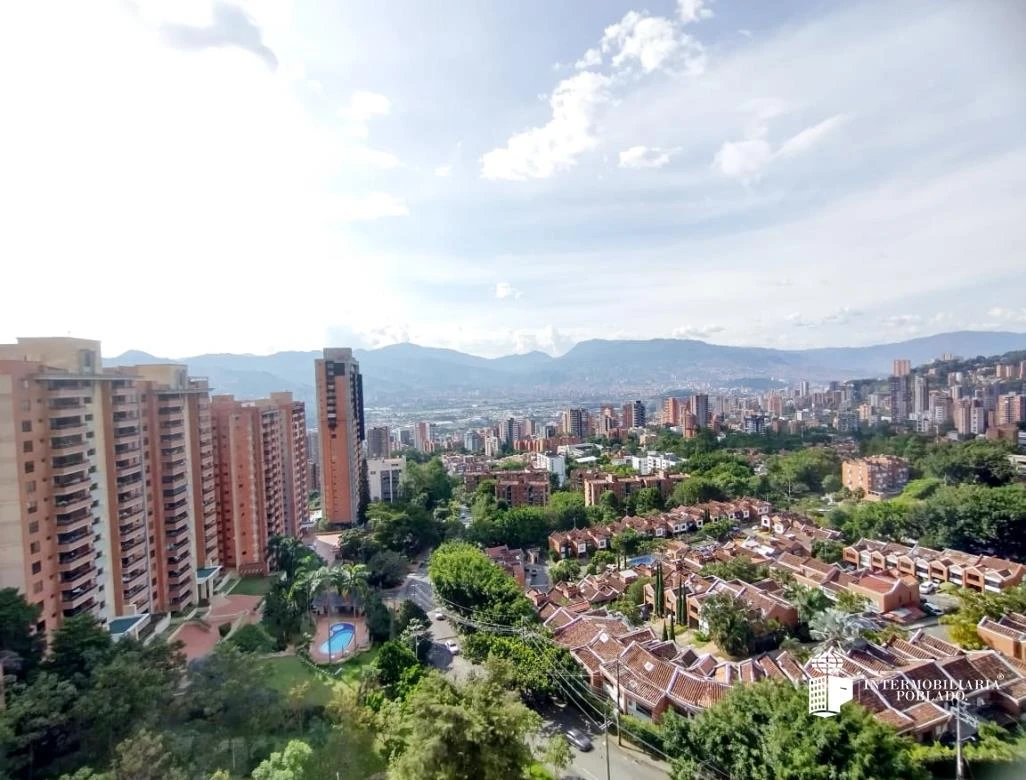 Apartamento en arriendo sector Loma de los Gonzalez
