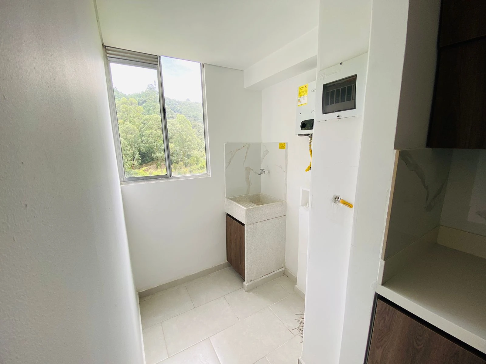 apartamento en arriendo sector loma san jose sabaneta