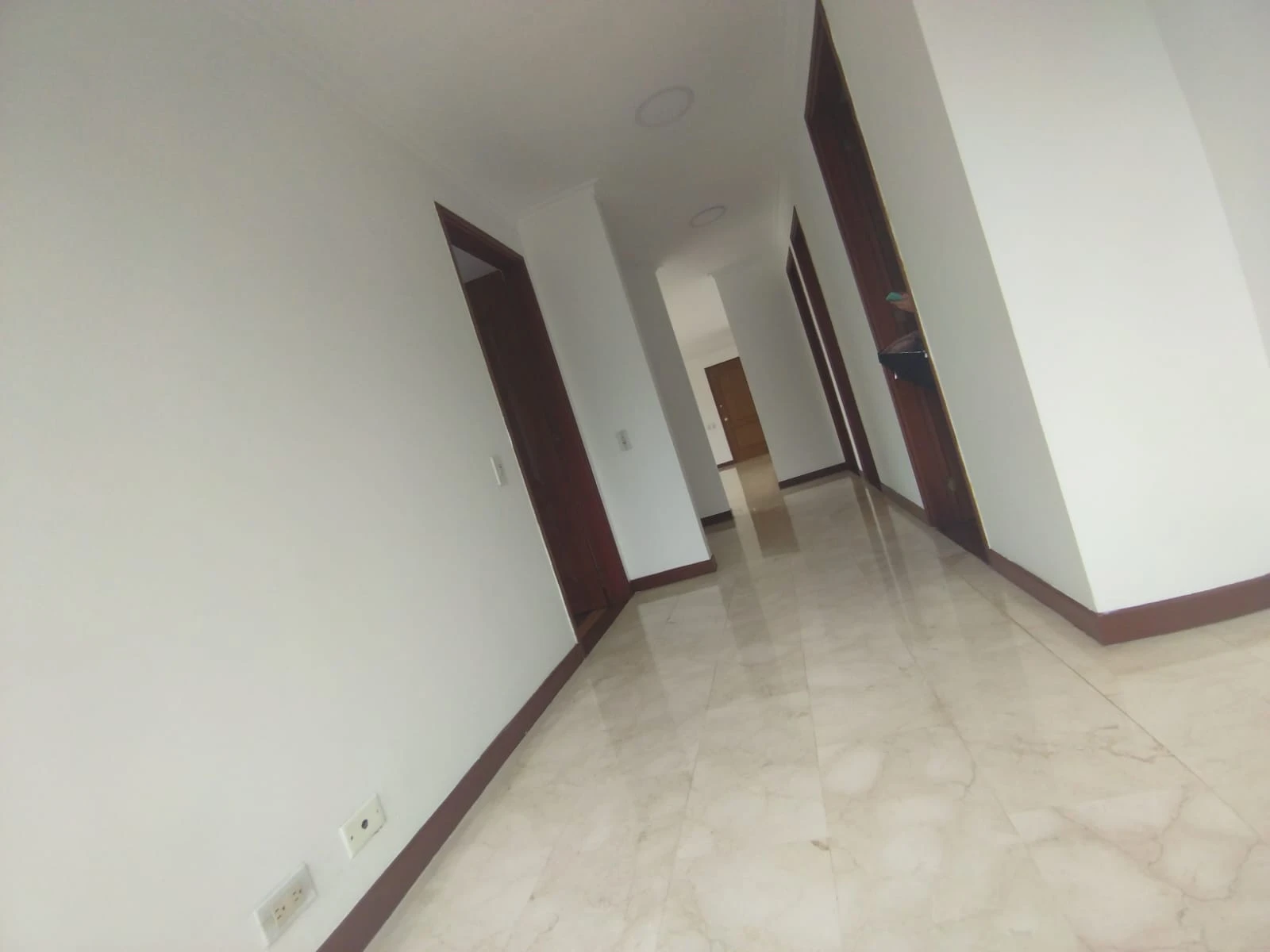 Arriendo Apartamento en e Poblado La Linde