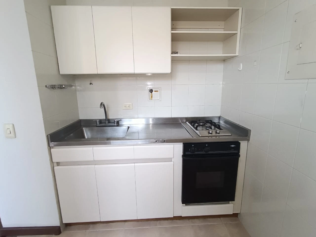 Apartaestudio en Arriendo Santa Ma. los Angeles Medellin