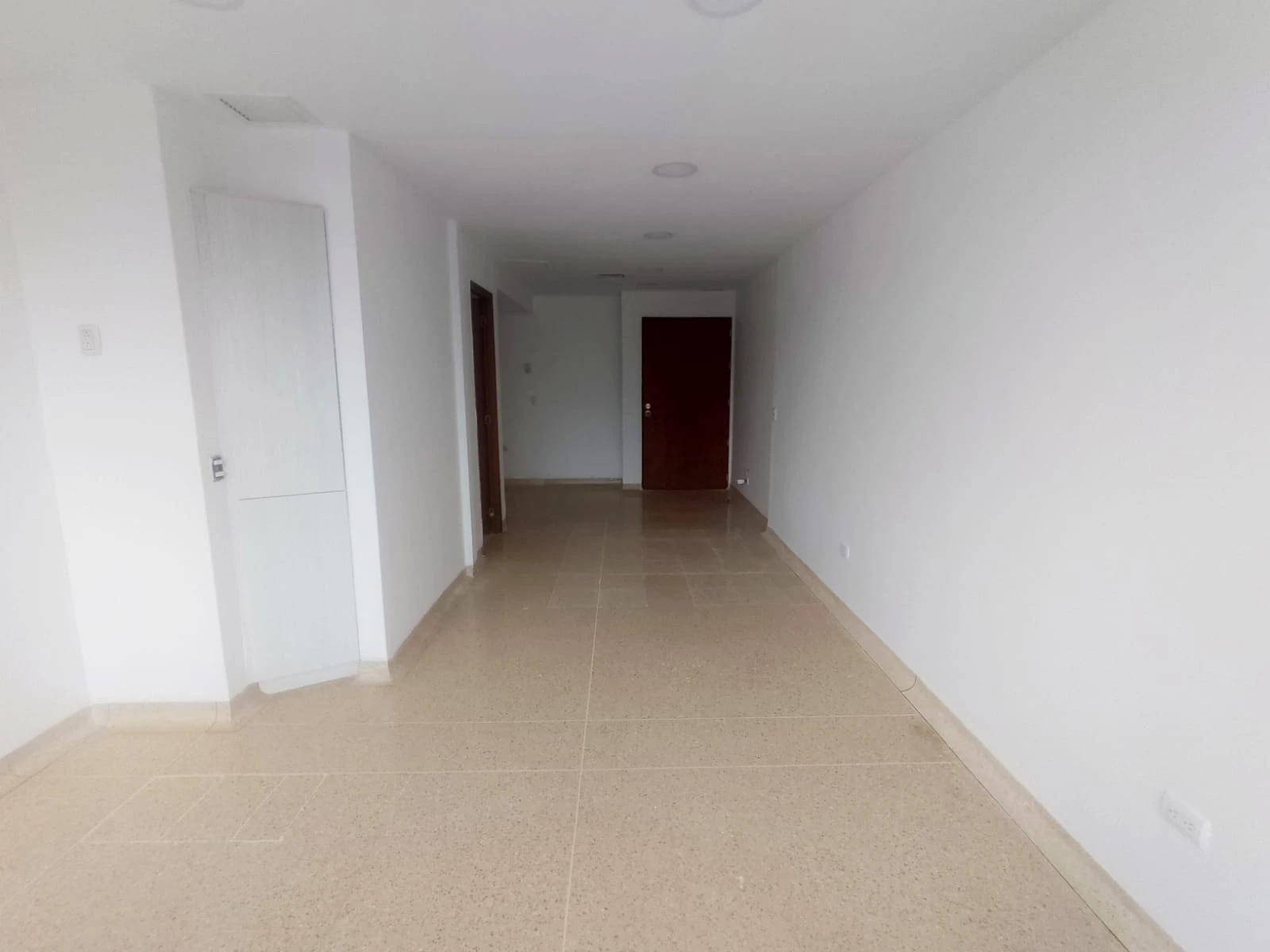 Oficina o consultorio en Arriendo sector milla de oro 