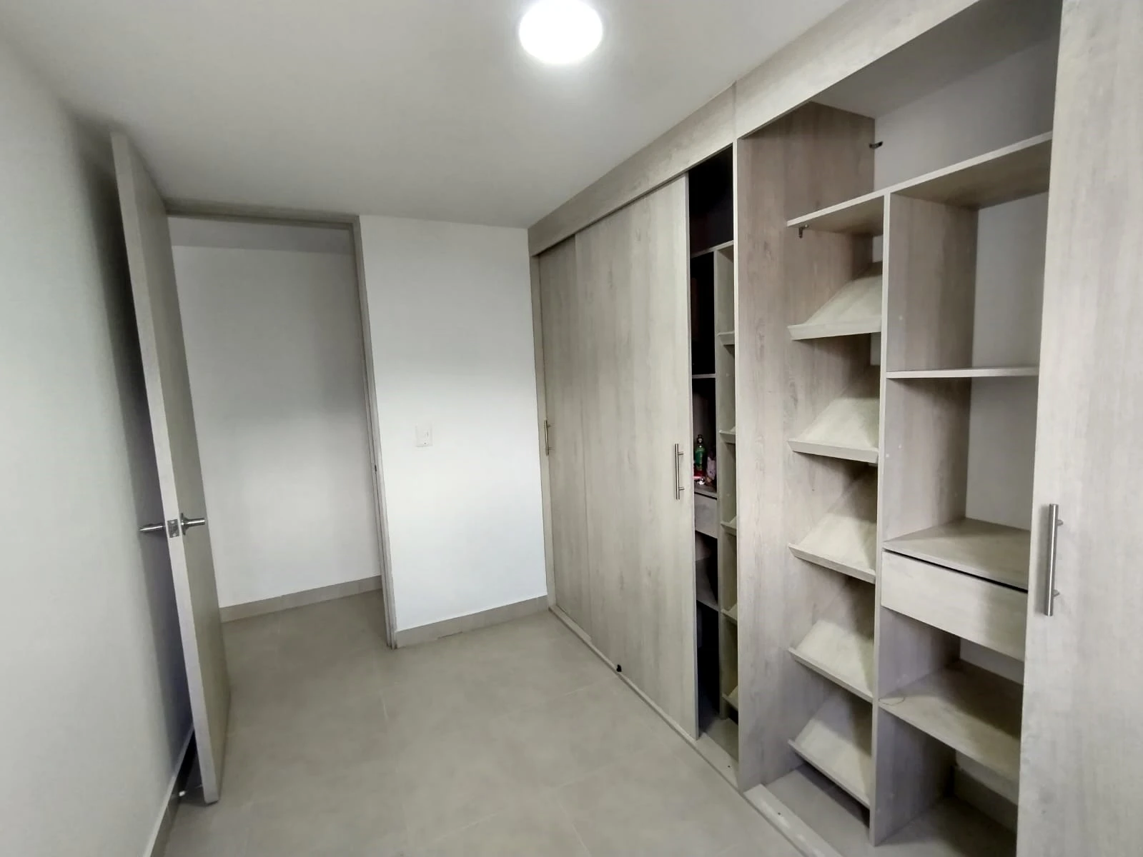 Apartamento en arriendo sector la America