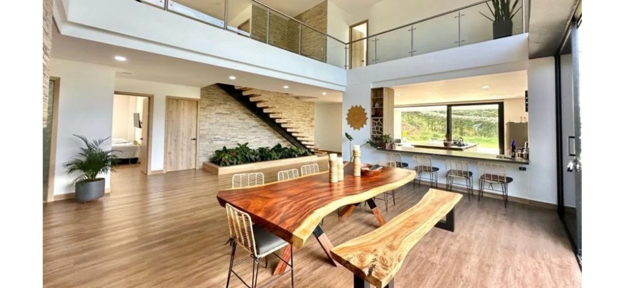 Casa campestre en arriendo en Parcelación Monte Alto - El Retiro 