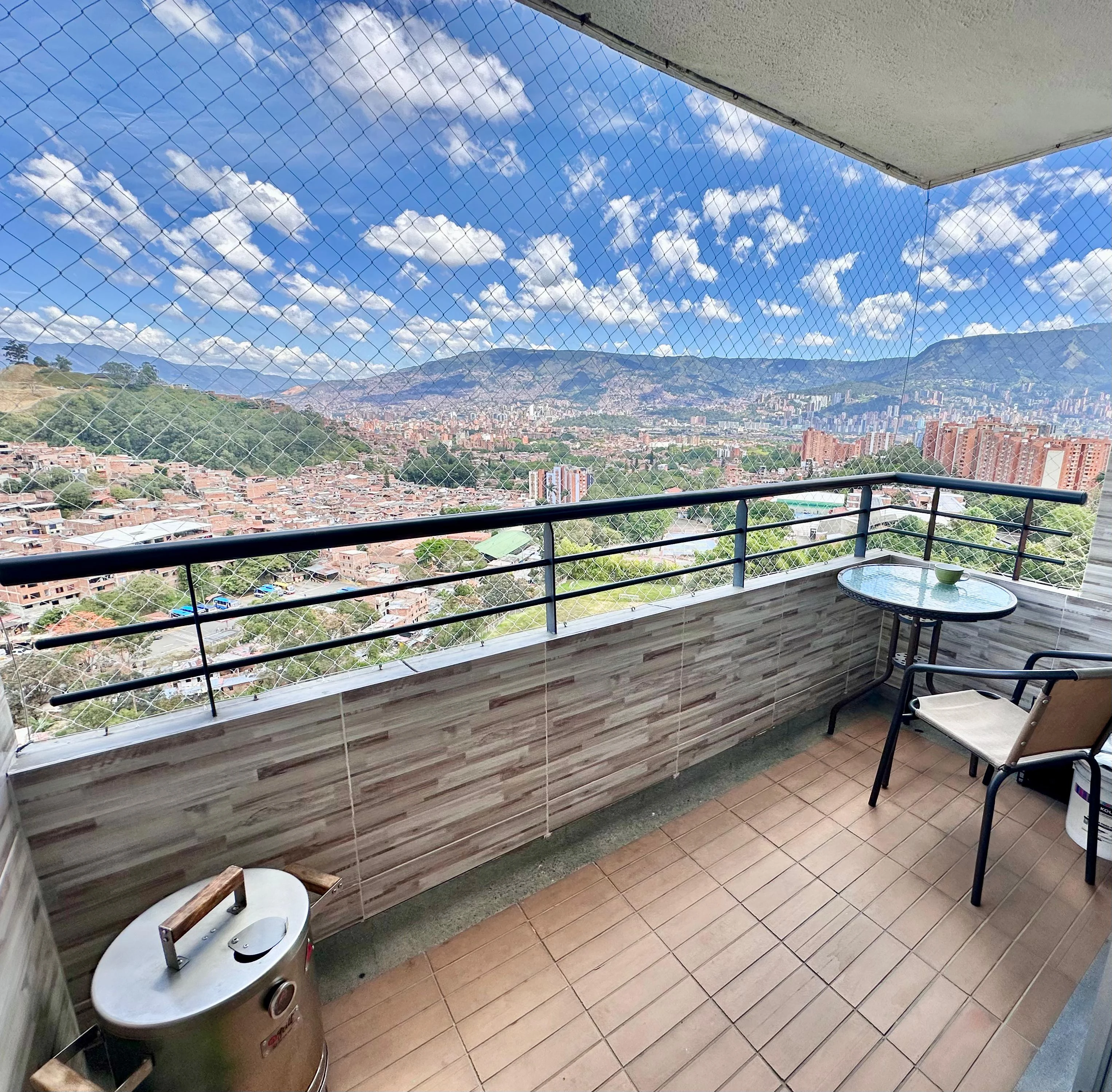 Apartamento para la venta en sector loma de los Bernal - Belén 