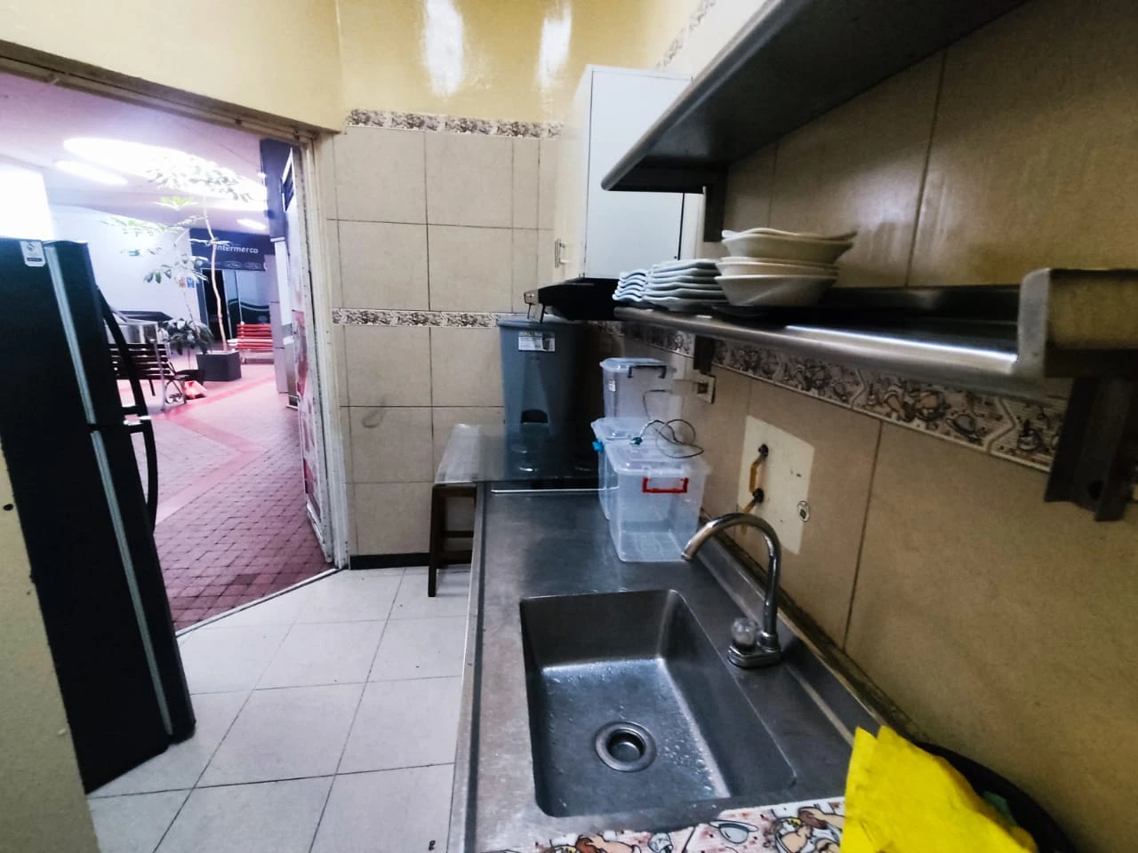 local Comercial en Arriendo centro comercial domo poblado