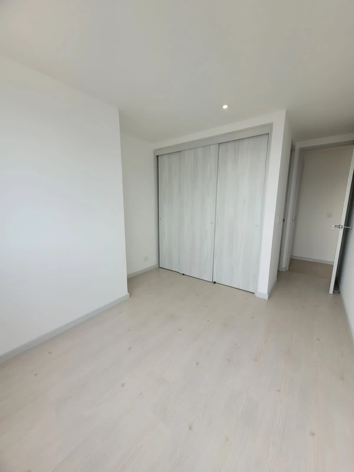 apartamento en arriendo sector loma de la vida poblado 