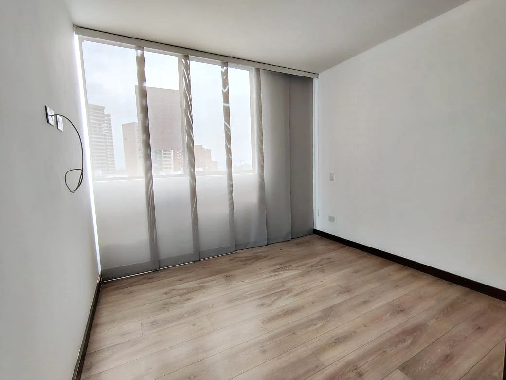 Apartamento en arriendo sector Loma de los Gonzalez