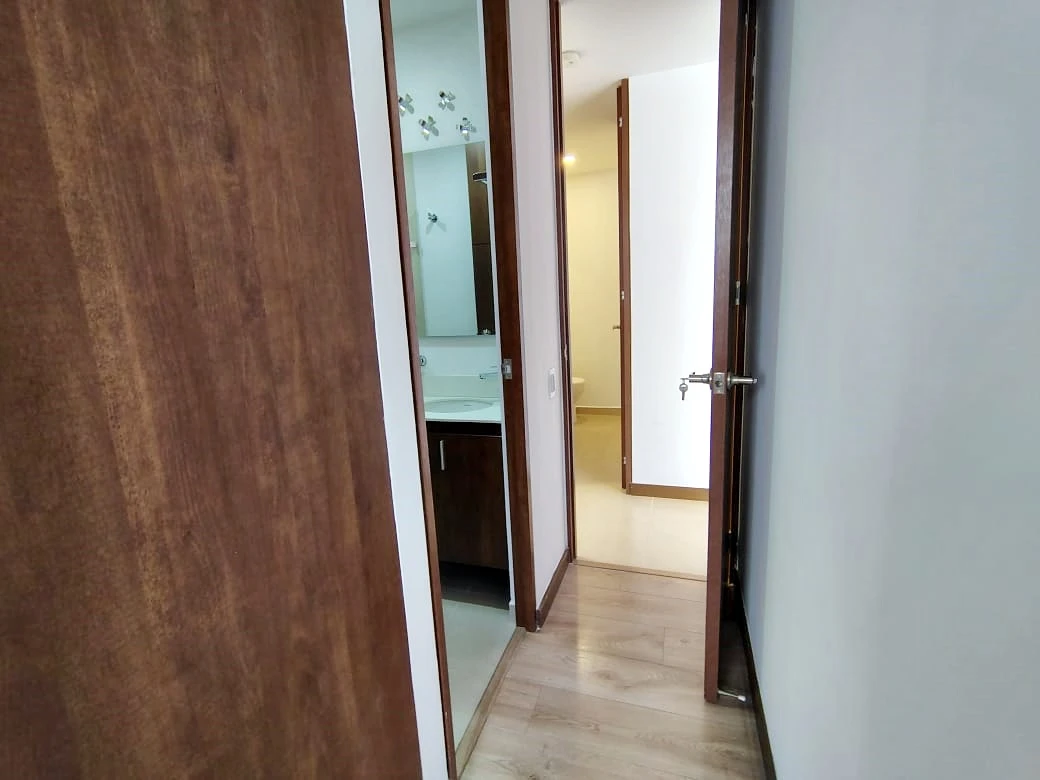 Apartamento en arriendo sector Loma de los Gonzalez