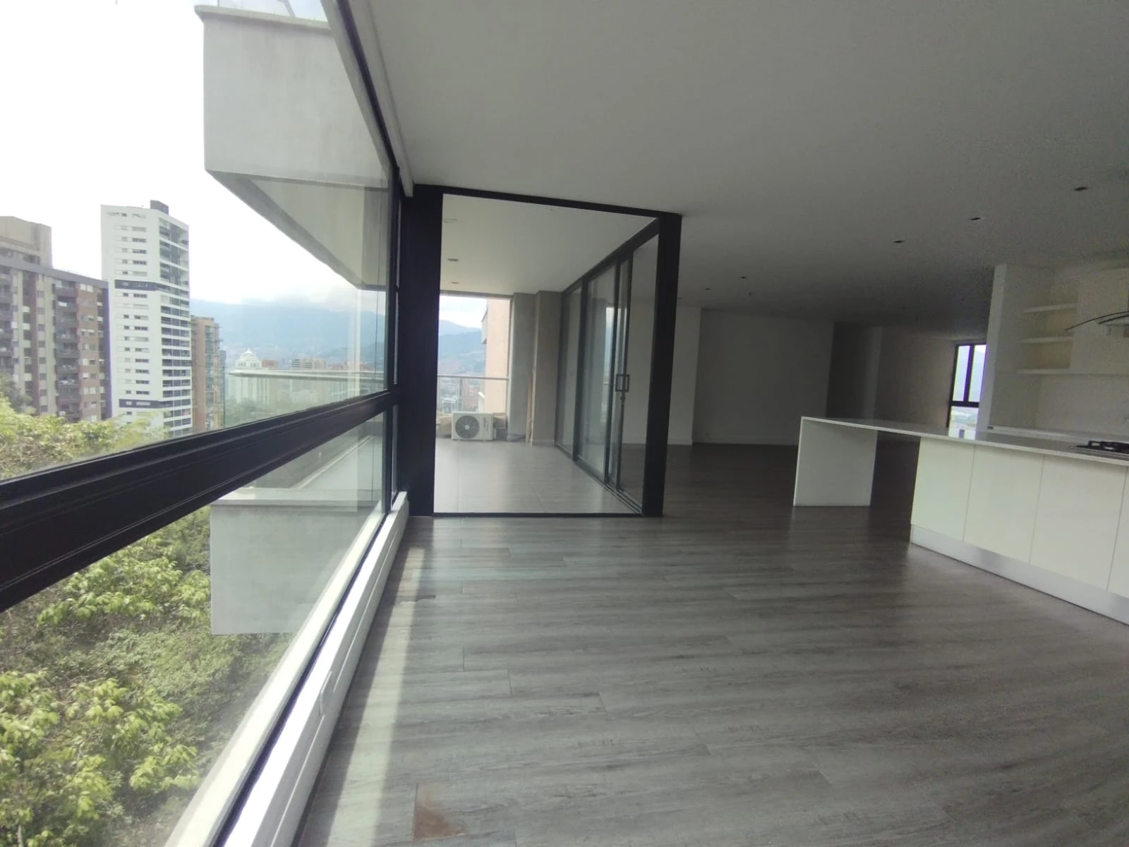 Arriendo Apartamento en el Poblado Sector Balsos