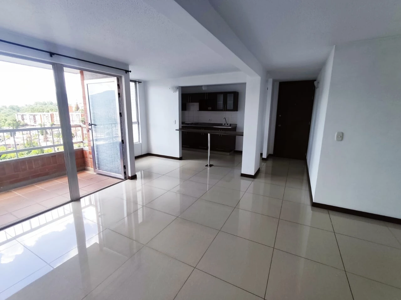 apartamento en arriendo sector loma de san julian