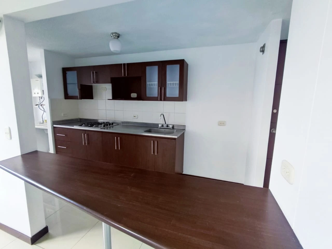 apartamento en arriendo sector loma de san julian