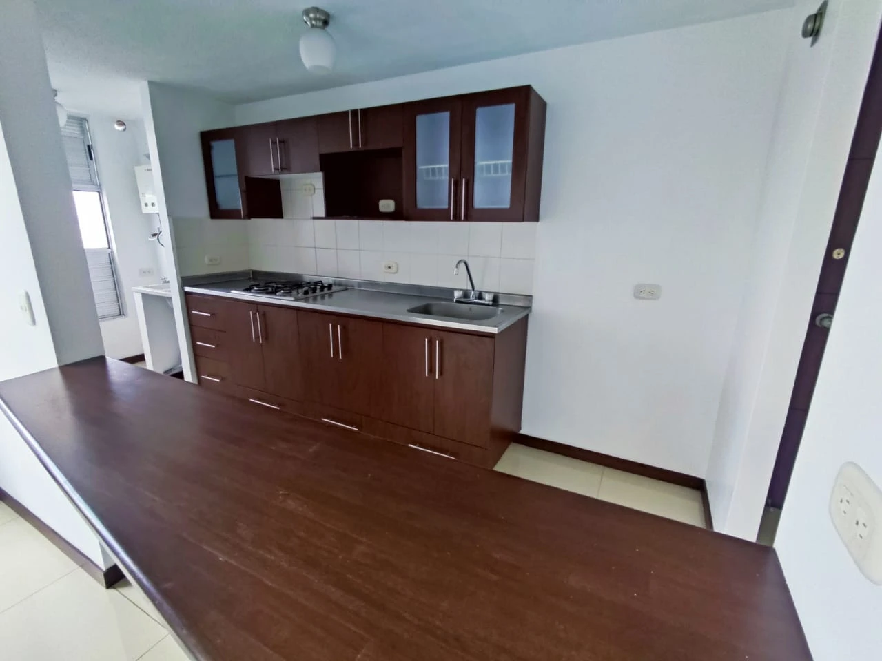 apartamento en arriendo sector loma de san julian