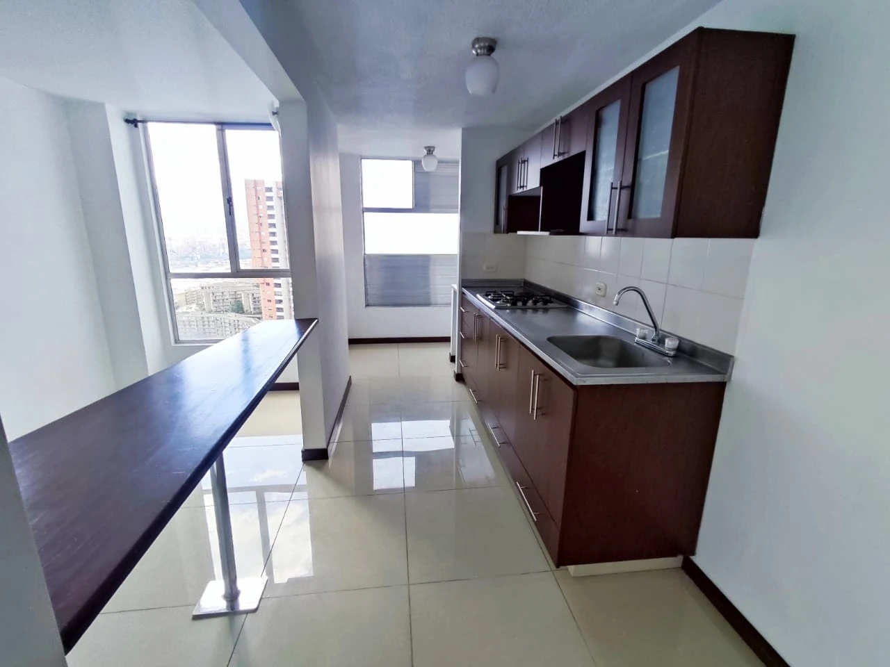 apartamento en arriendo sector loma de san julian