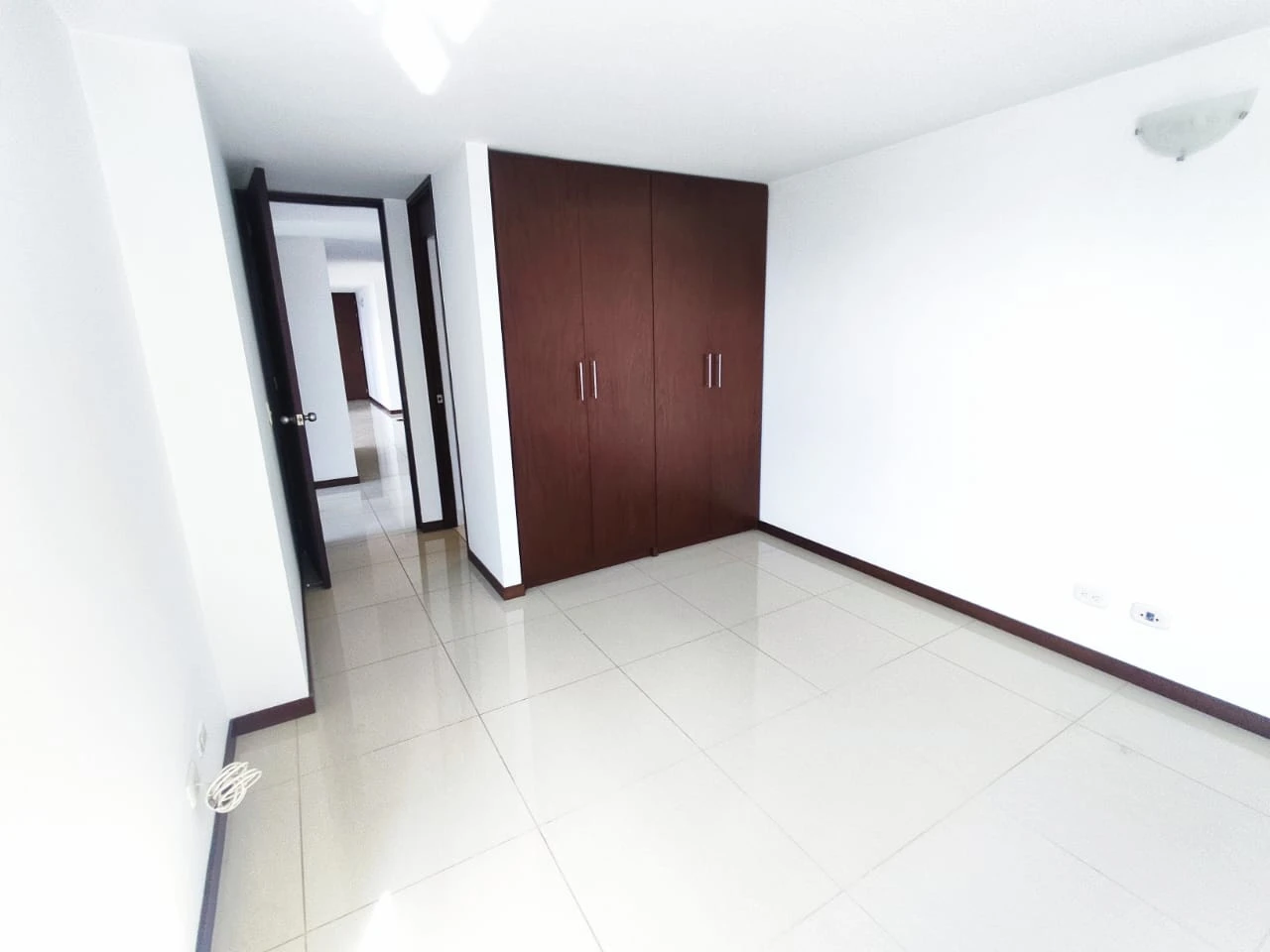 apartamento en arriendo sector loma de san julian