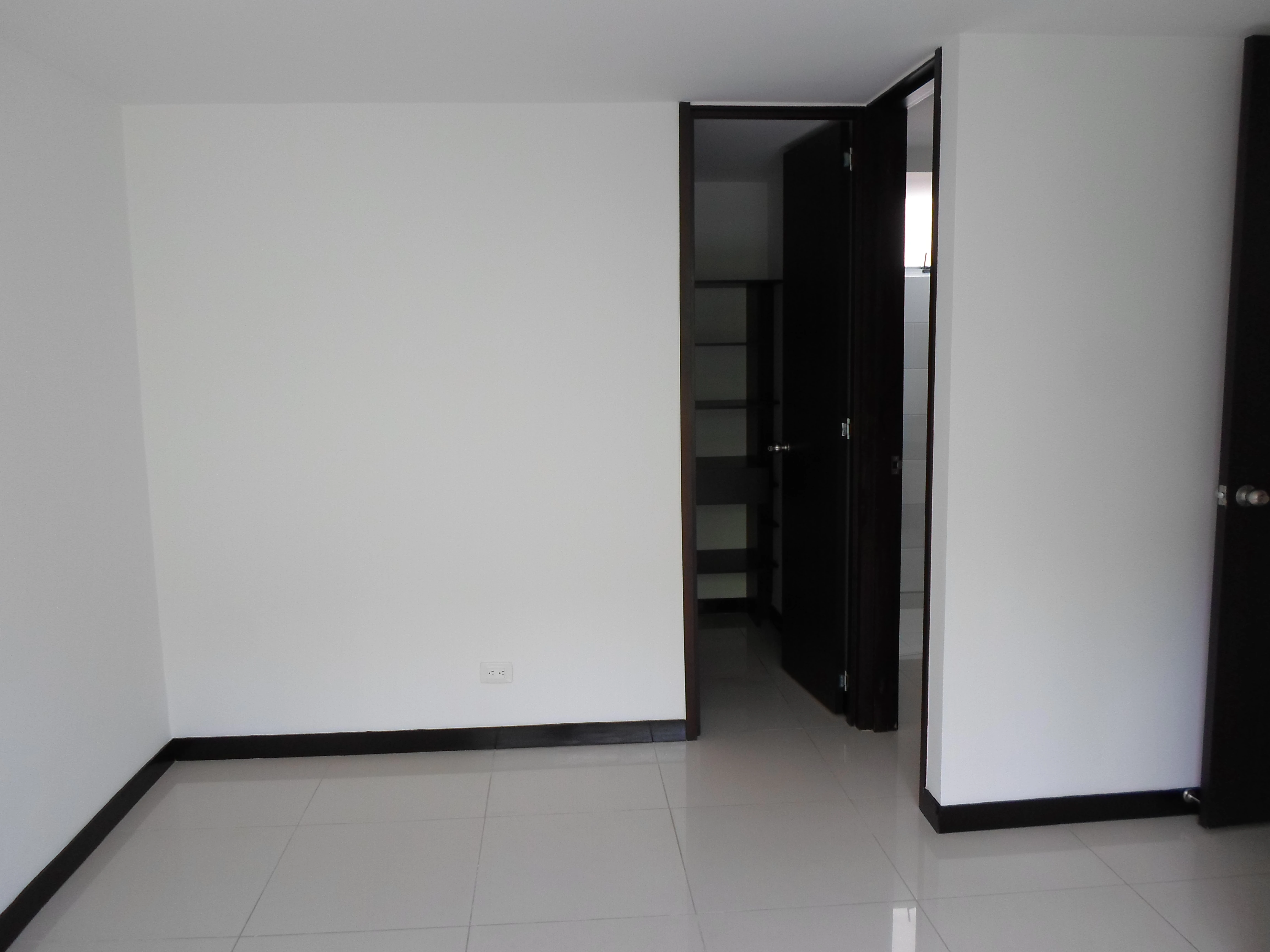 Apartamento en arriendo sector  loma del Indio