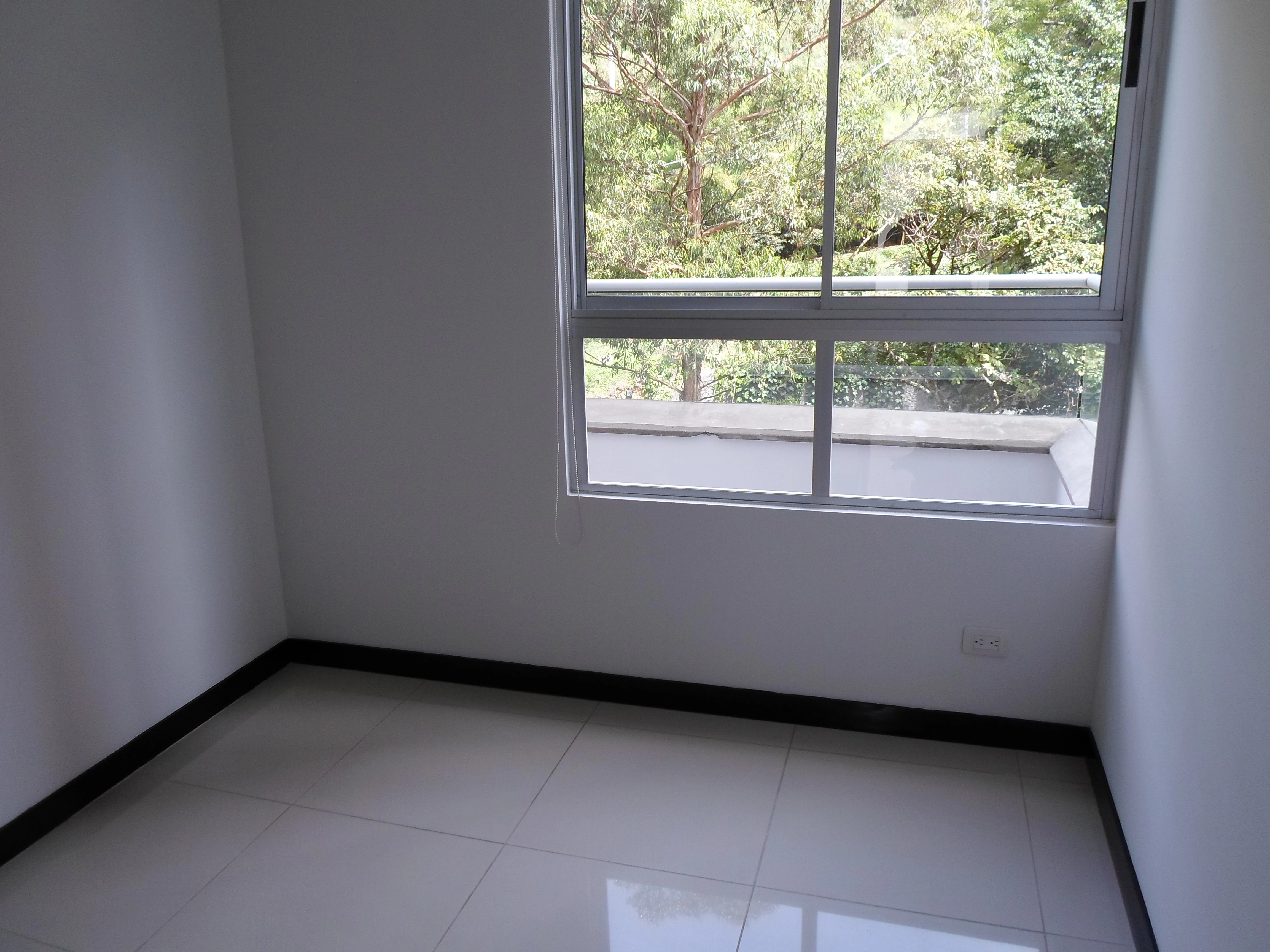 Apartamento en arriendo sector  loma del Indio