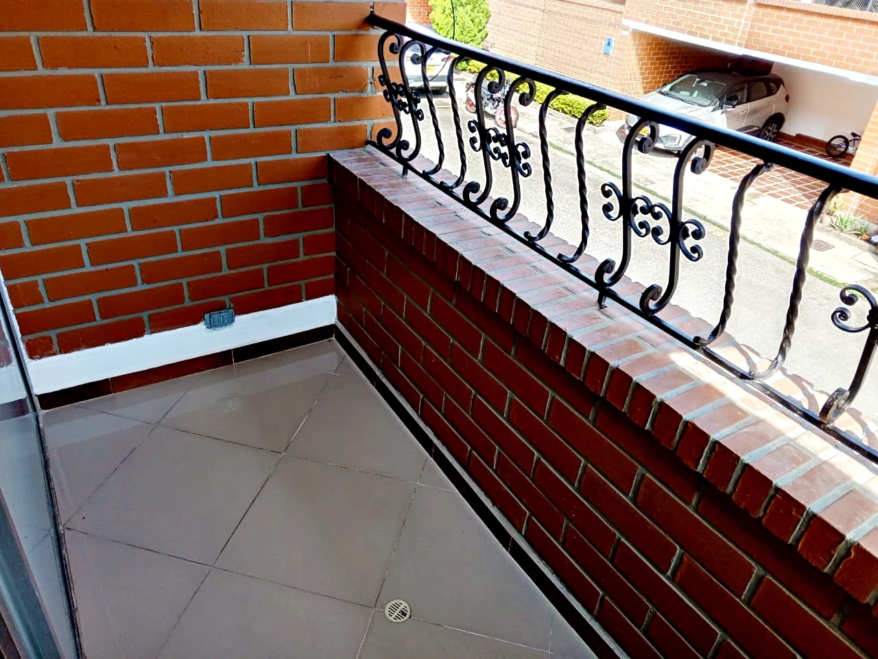 Casa para arrendar en sector La Mota, Belén  
