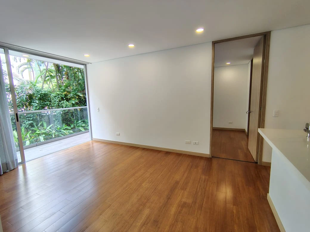 Arriendo Apartamento en el Poblado